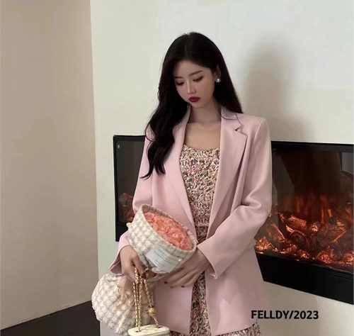 所季女装 多元化的生活中 需要多元化的穿搭思路