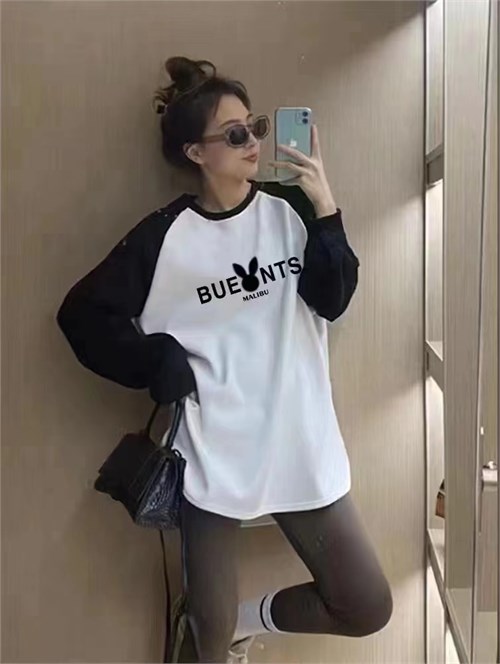 所季女装 多元化的生活中 需要多元化的穿搭思路 所季女装 多元化的生活中 需要多元化的穿搭思路